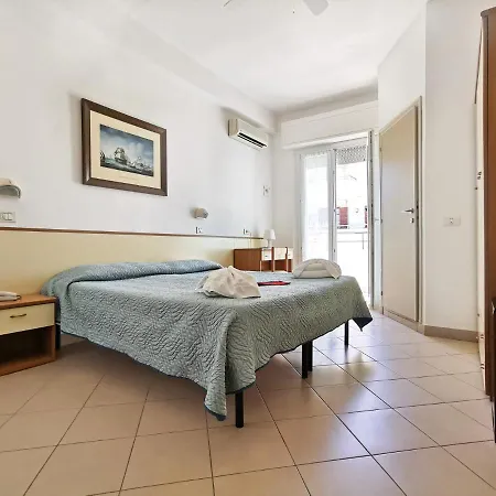 La Hotel 3*