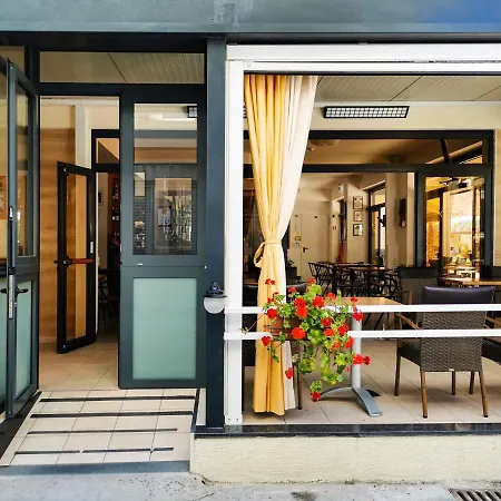 La Plage 3* Каттолика